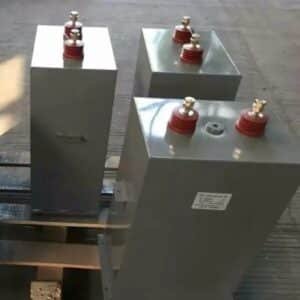 Laget i Kina Fabrikk høyspenningspuls 1UF 30KV filmkondensator oljekondensator for PEMF-terapimaskin Enhetsbank enfaset bruk